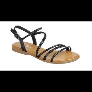 Women’s sandals